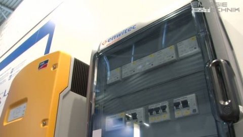 Strom trotz Blackout: Ersatzstromverteiler für PV-Speicher